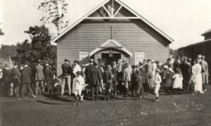 Opening of the first Maleny School of Arts in 1908